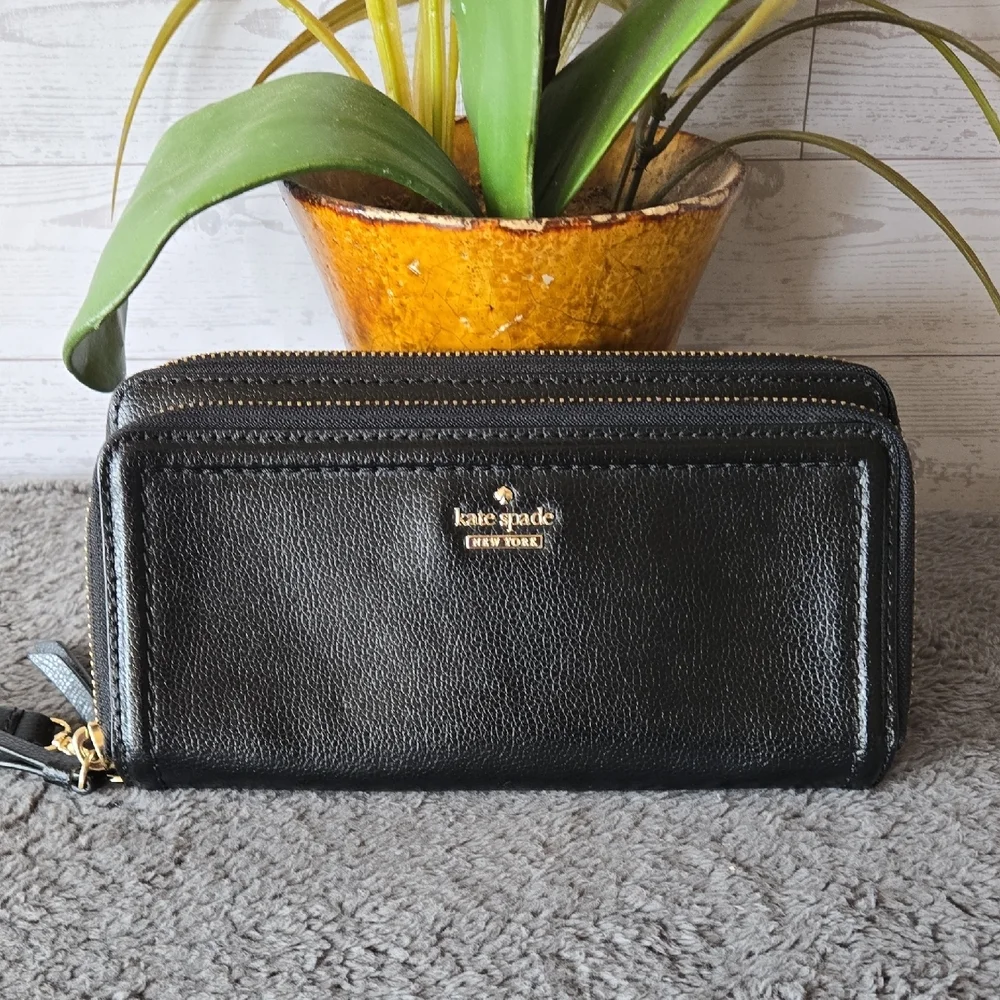 Kate Spade Black♠️ Leather Wallet